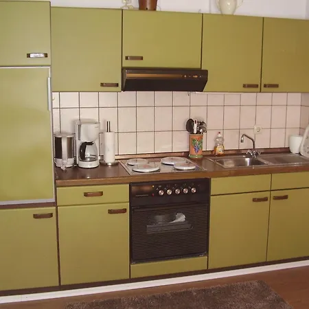 In 20-153 Apartman *